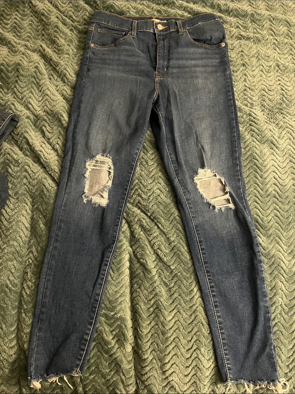 Levi's Dark Blue Ripped Skinny Jeans